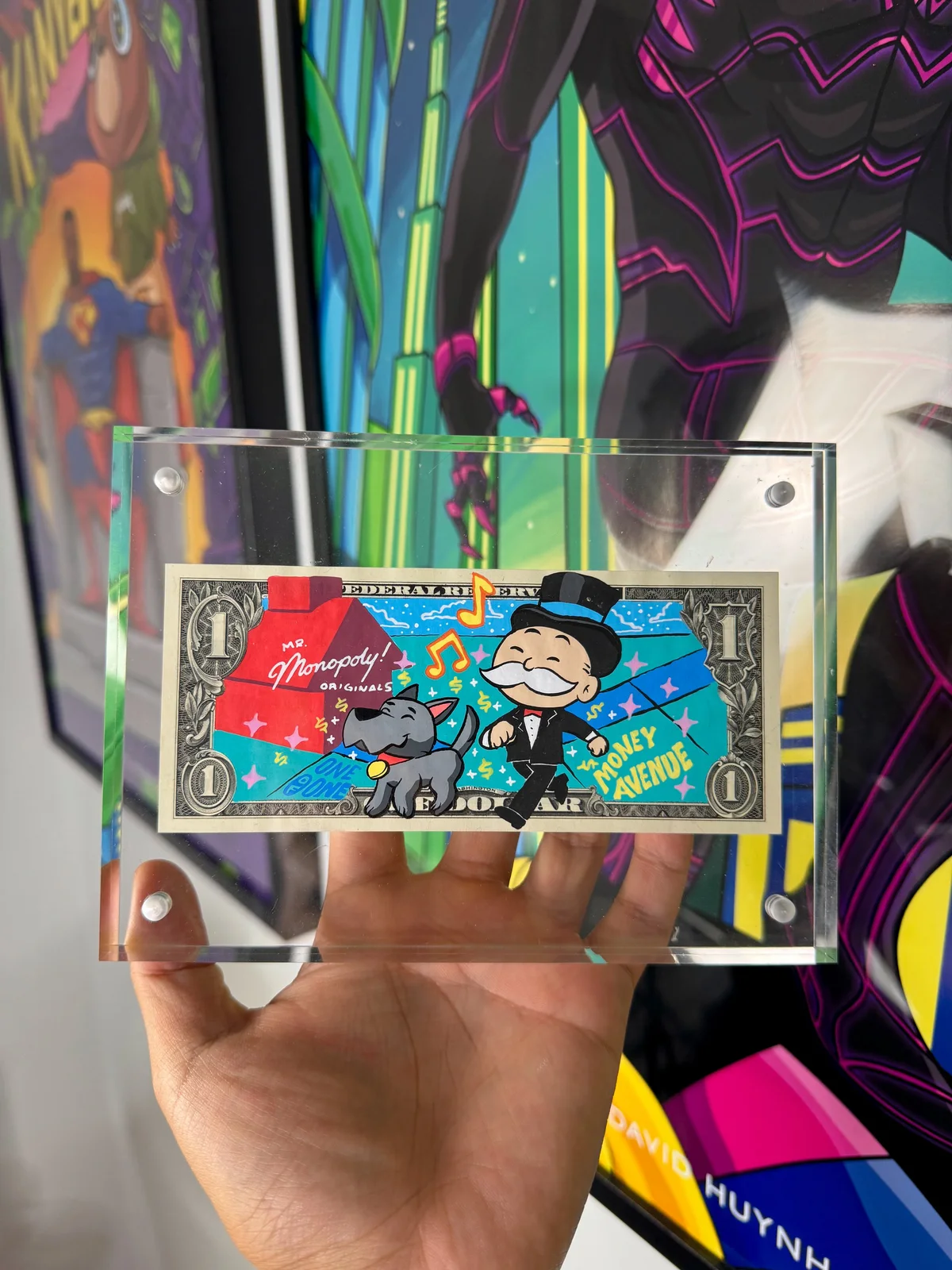 Limited “MONEY AVENUE”